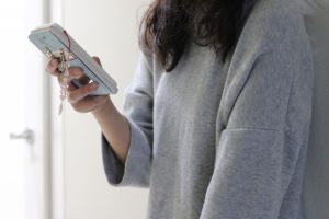 既婚男性が思わせぶりなLINEやメールを送ってくる心理とは